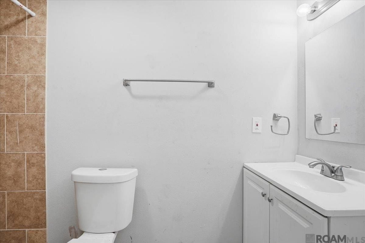 Building Photo - 3285 Ozark St