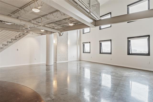Building Photo - 3110 Thomas Ave
