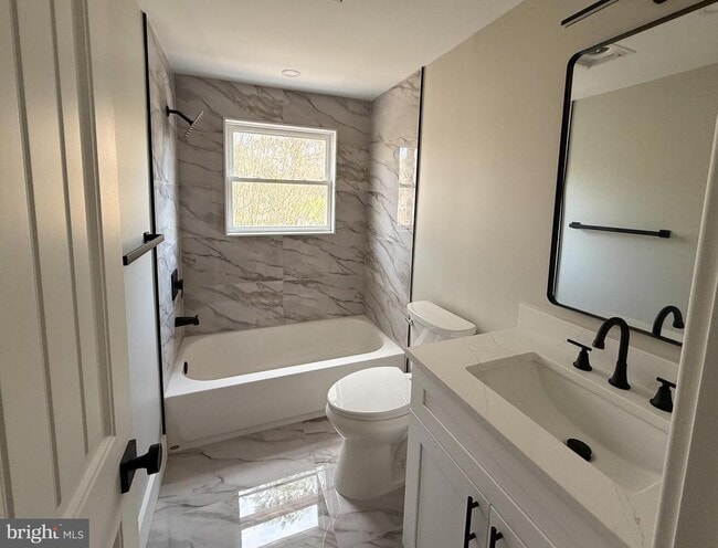 Building Photo - 1723 Gabriel Ct