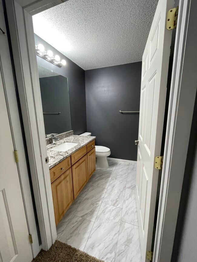 Building Photo - 7103 W 56th St