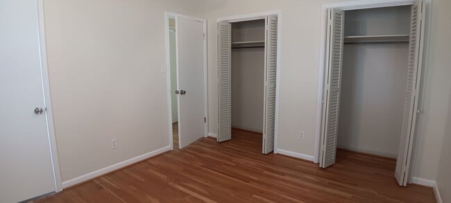 Building Photo - Christiansburg, 3 BR / 2.5 BA, Available Now
