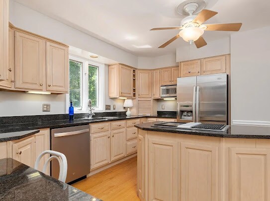 Building Photo - 7140 Persimmon Ln