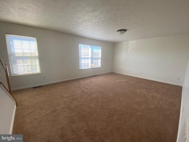 Building Photo - 127 Lighthouse Ln
