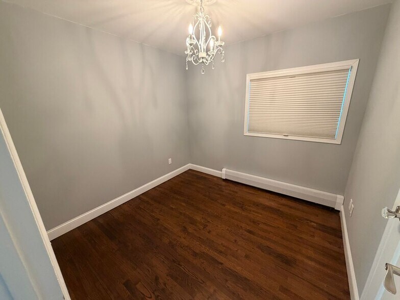 Building Photo - 2002 City Ave