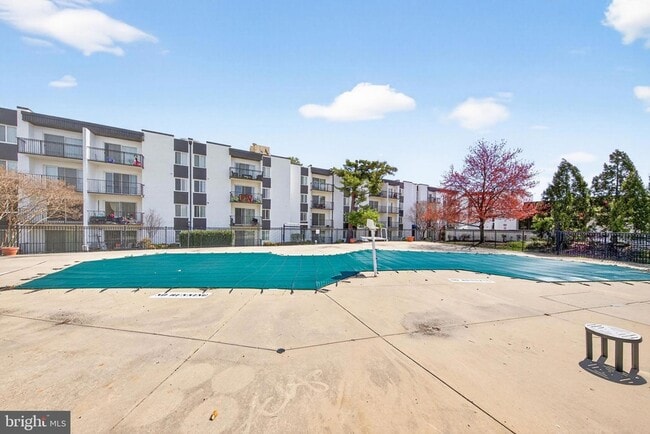 Building Photo - 60 S Van Dorn St