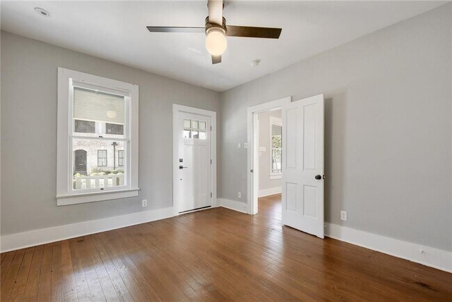 Building Photo - 1002 Juniper St