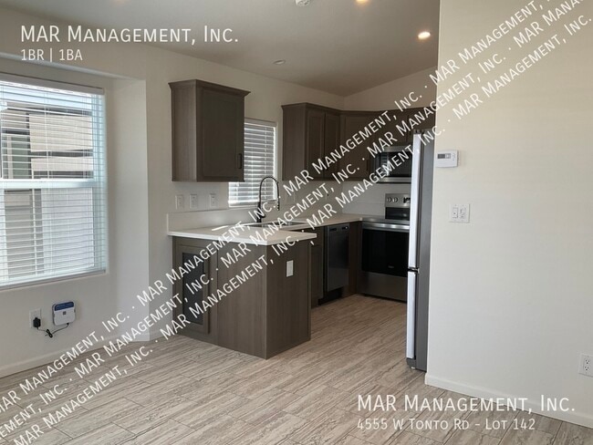 Building Photo - 4555 W Tonto Rd