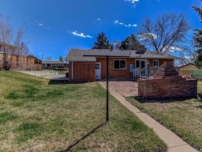 Building Photo - SW Denver single family home available in Harvey Park South.