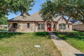 Building Photo - Beautiful 3 Bed, 2.5 Bath Located in HIghly Desired Willow Park Village- Aledo ISD-  76008