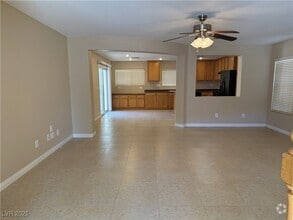 Building Photo - 651 Shadwell St