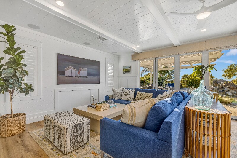 Building Photo - 6335 Keeneland Dr