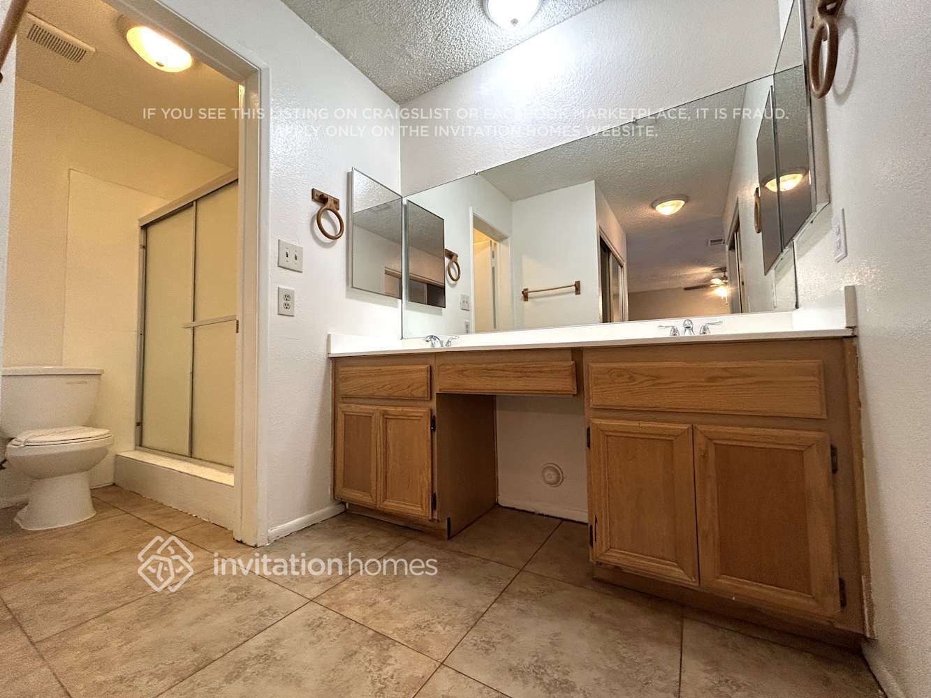 Building Photo - 8820 W Coolidge St