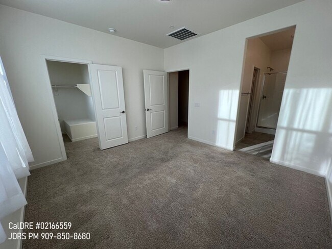 Building Photo - Price Lowered! Rancho Cucamonga 3 Bedroom Condo
