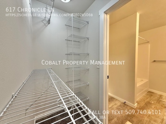 Building Photo - 617 Chronicle Ln