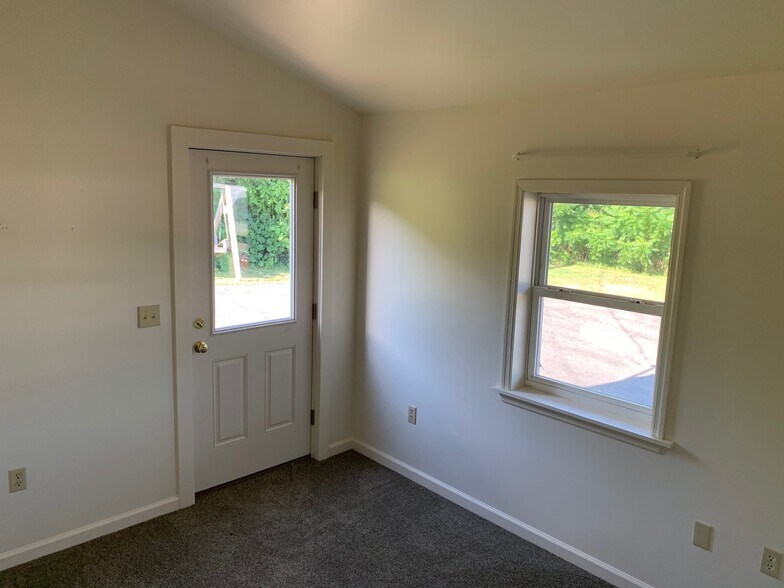 Building Photo - 5302 Lycoming Mall Dr