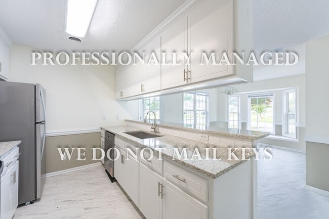 Building Photo - 621 Daffodil Way