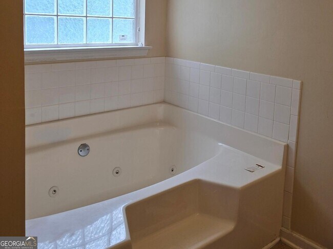 Building Photo - 5195 Miller Woods Trail