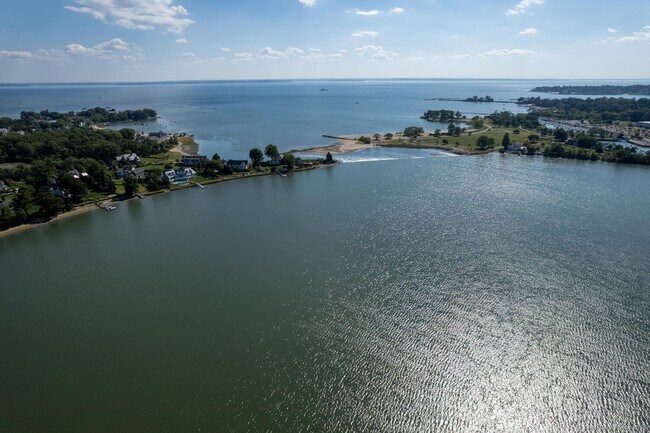 Building Photo - 20 Seagate Rd