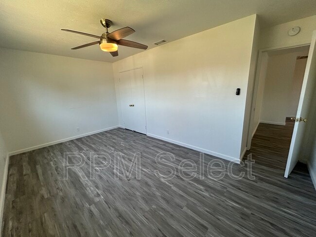 Building Photo - 2367 Pinturo Way