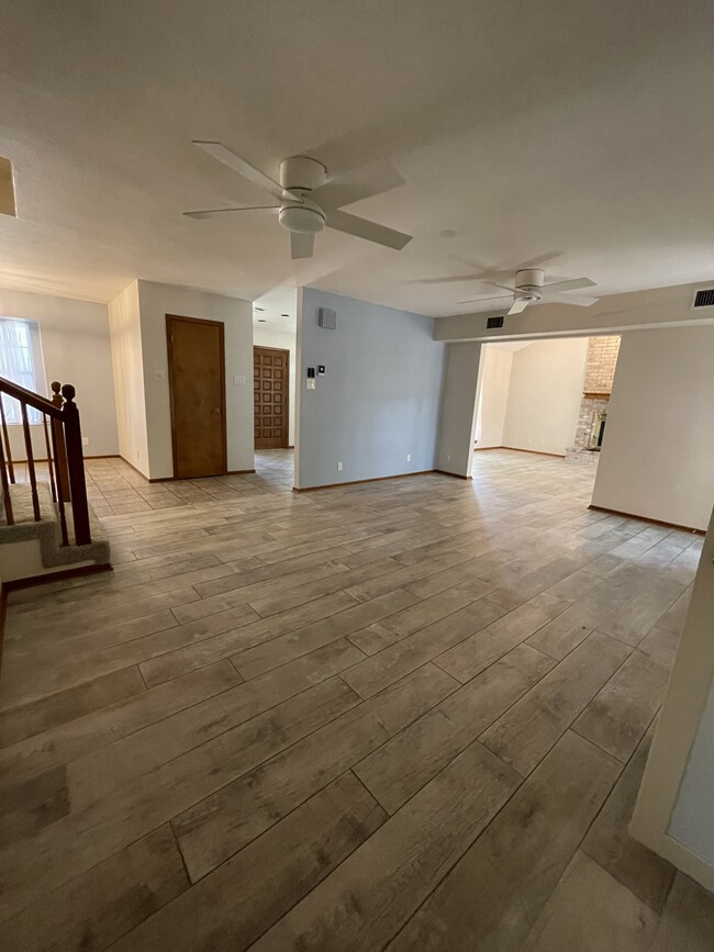 Building Photo - 1214 Timber Bay