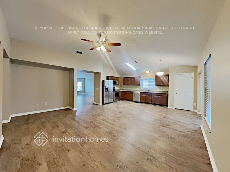 Building Photo - 2232 Blackwood Dr