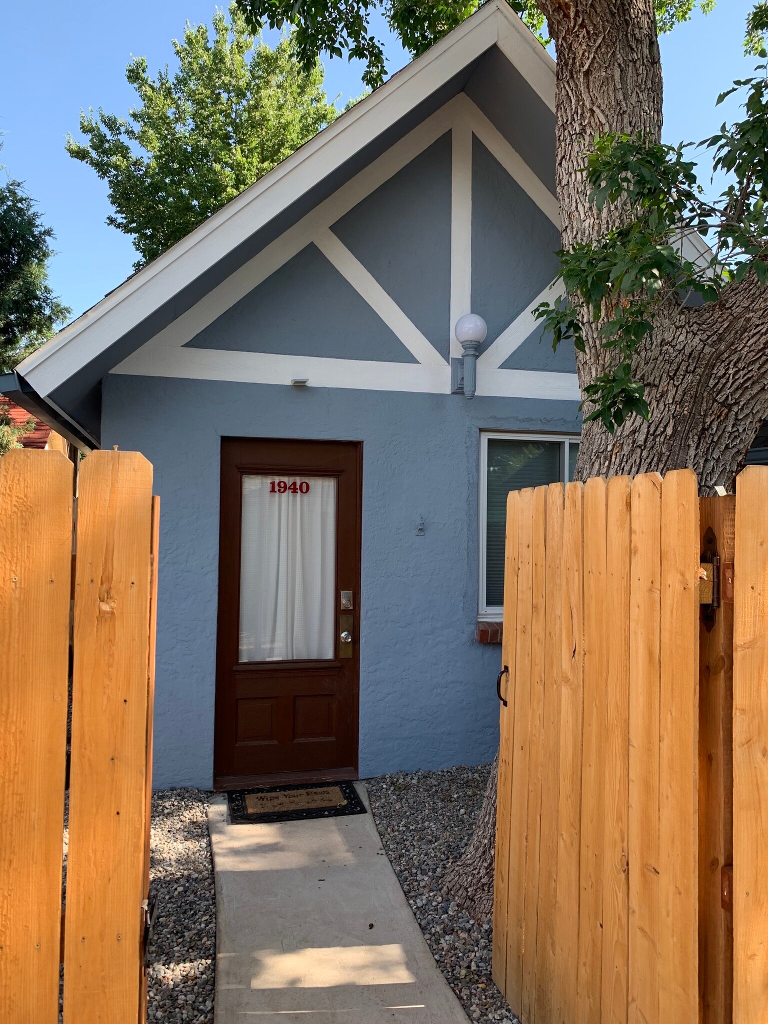 Building Photo - 431 N Franklin St