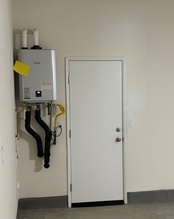 Building Photo - 40430 Melrose Dr