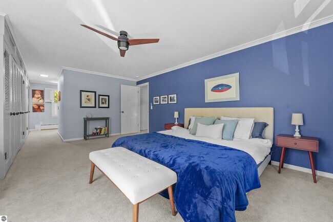 Building Photo - 1310 Peninsula Ct