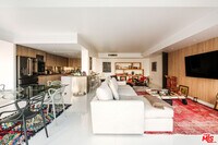 Building Photo - 10450 Wilshire Blvd