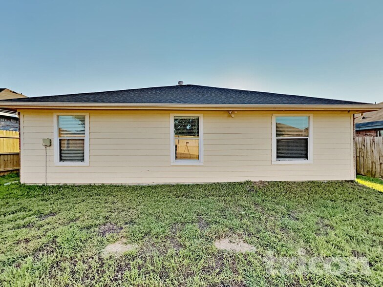 Building Photo - 1517 Audrey Dr