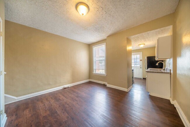 Building Photo - Available Now! Located in Merion Village, ...
