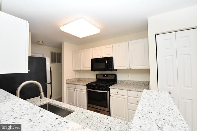 Building Photo - 7514 Snowpea Ct