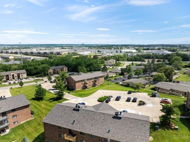 Building Photo - 5087 Tri County View Dr