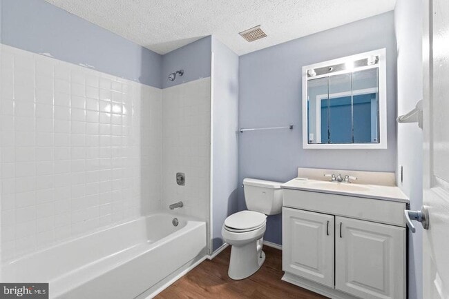 Building Photo - 8018 Covington Ave