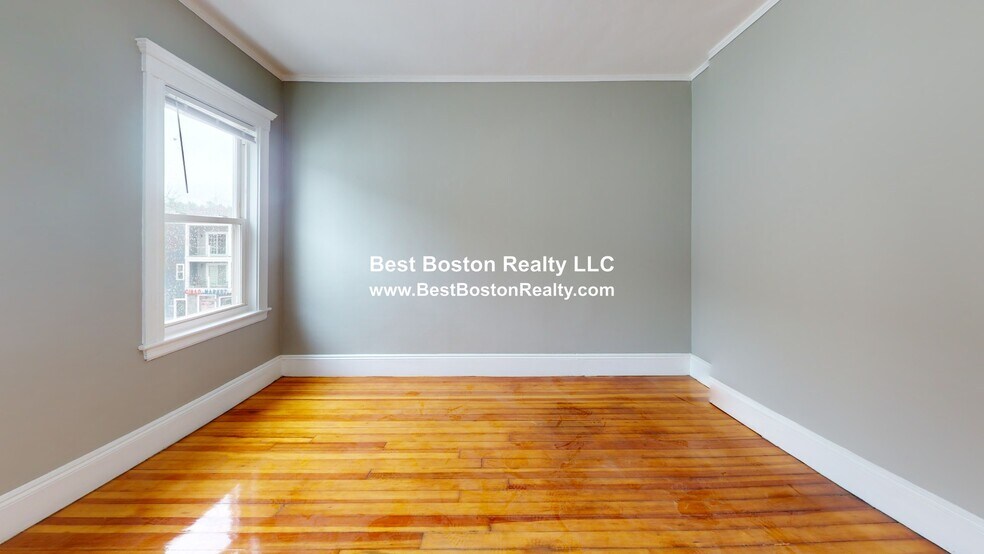 Building Photo - 3943 Washington St