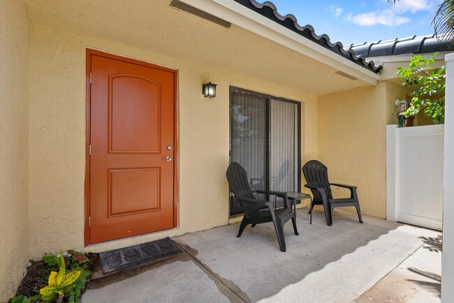 Building Photo - 6721 Bridlewood Ct