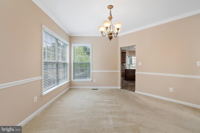 Building Photo - 9036 Woodpecker Ct