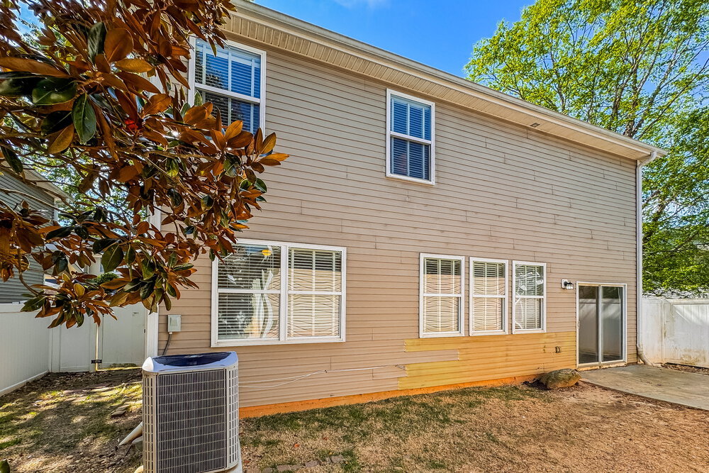 Building Photo - 3625 Roseman Landing