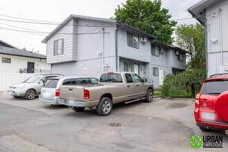Building Photo - 3137 E 29th Ave