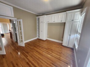Building Photo - Bi Level Rehabbed 2 Bd 2 Bath With Laundry...