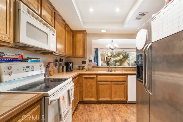 Building Photo - 1405 Pinon Pl