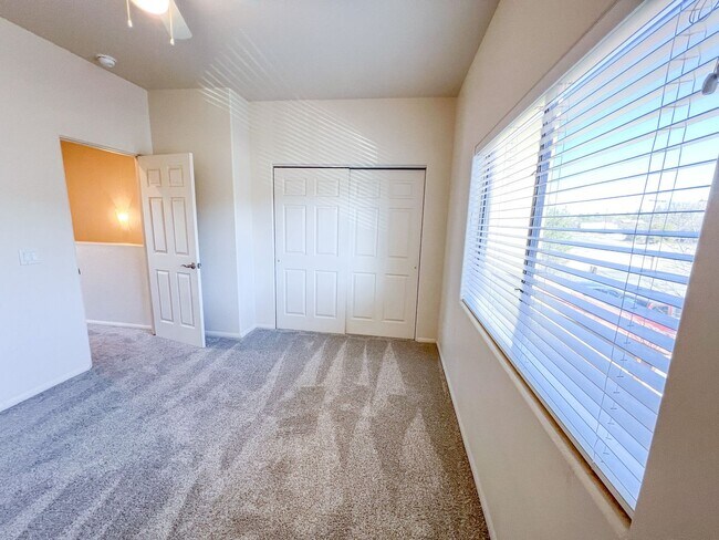 Building Photo - TWO STORY CONDO - RIMROCK/MONTEZUMA- BEAVE...