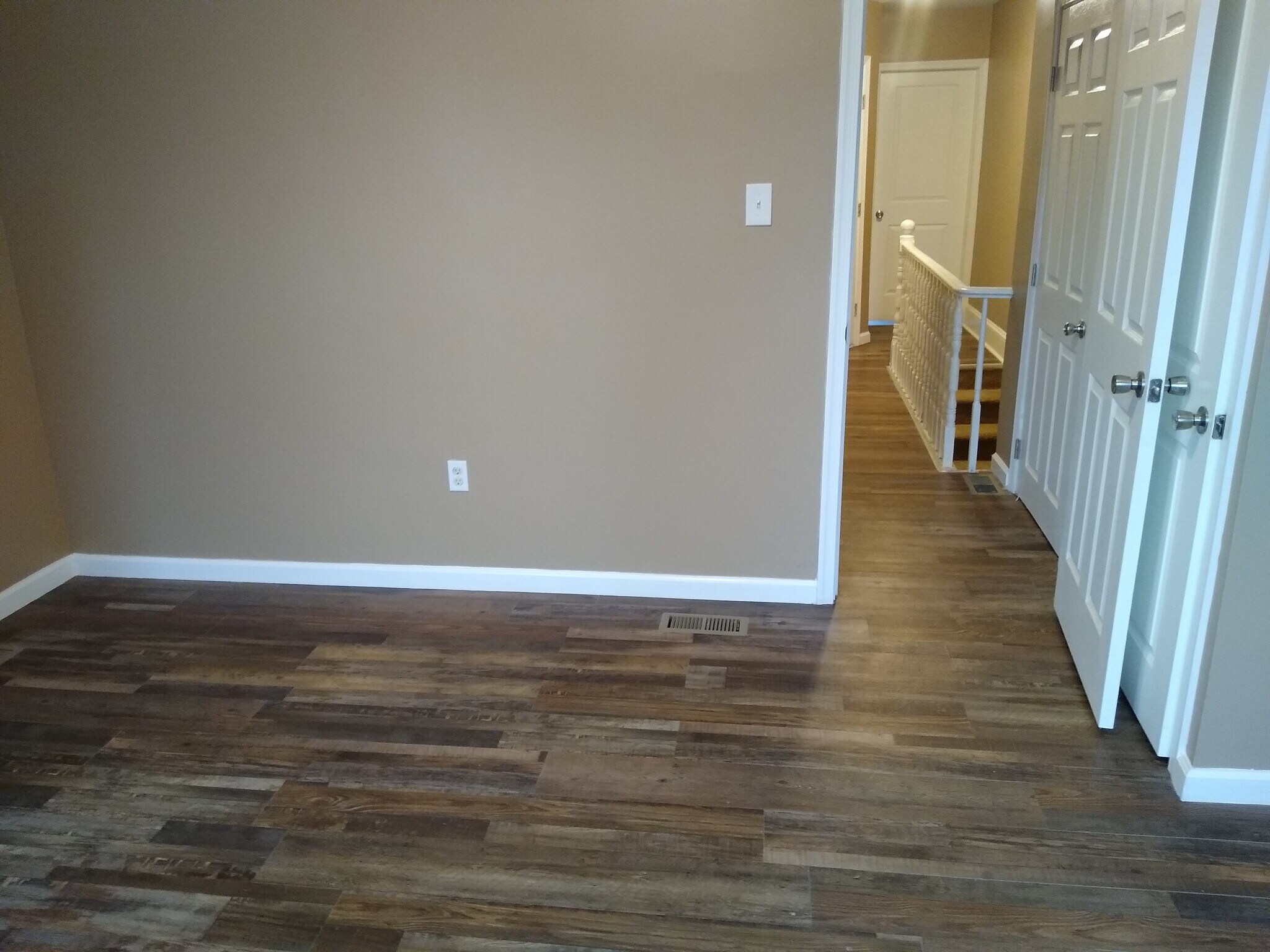 Building Photo - 2054 Ann St