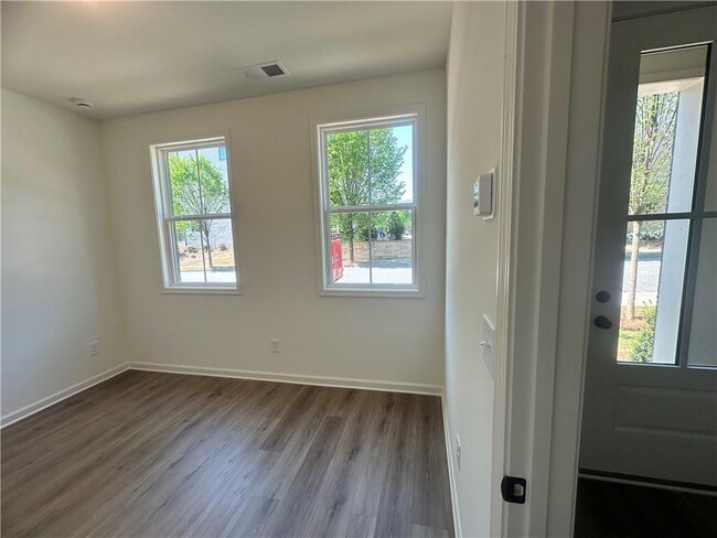 Building Photo - 430 N Park