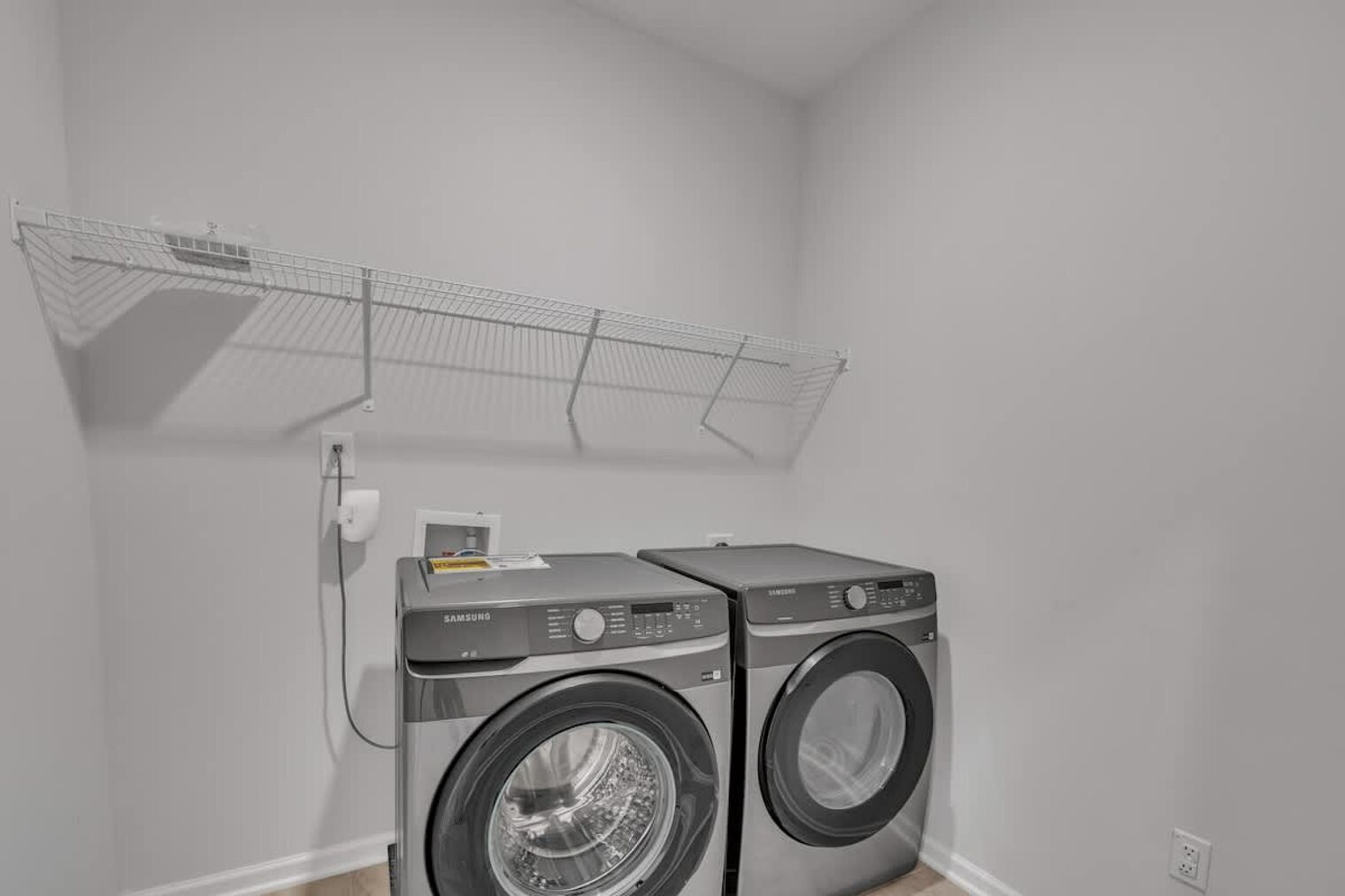 Building Photo - 2800 Saltaire Ave