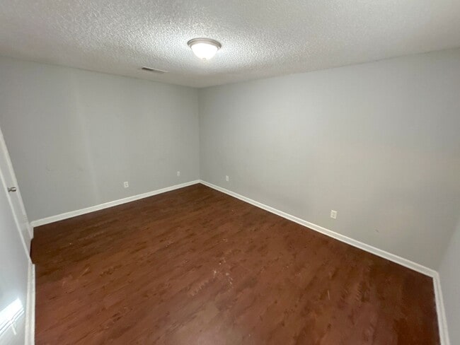 Building Photo - 1429 Leafhaven Cove