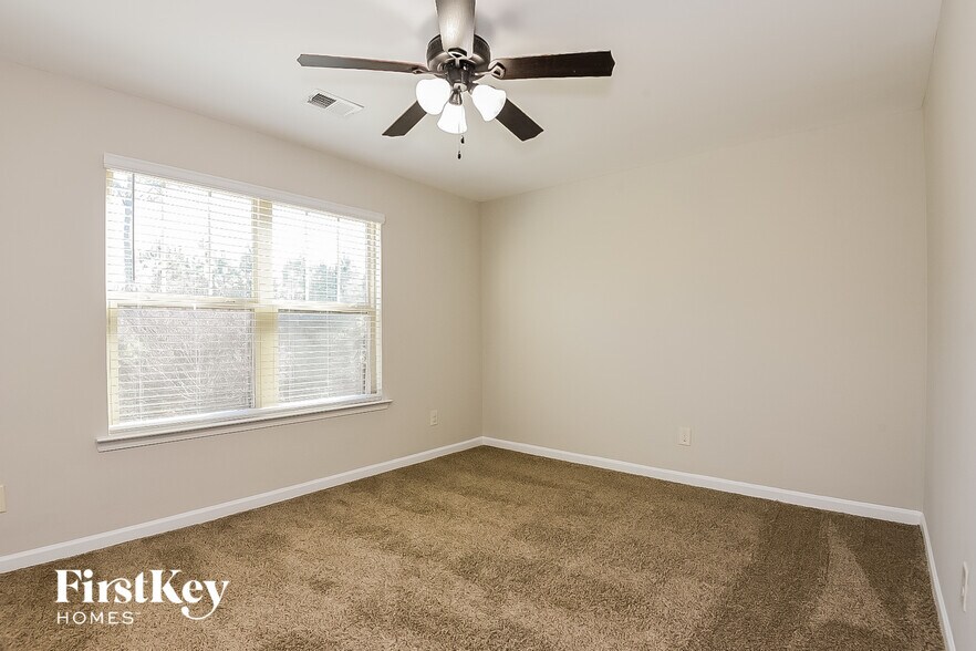 Building Photo - 114 Bethany Manor Dr