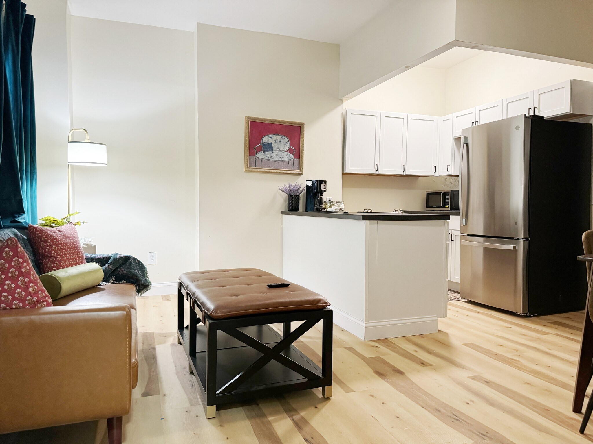 Building Photo - 808 W Iowa St