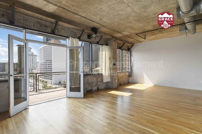 Primary Photo - 2020 Arapahoe St