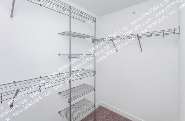 Building Photo - 1508 Mocking Bird Ln